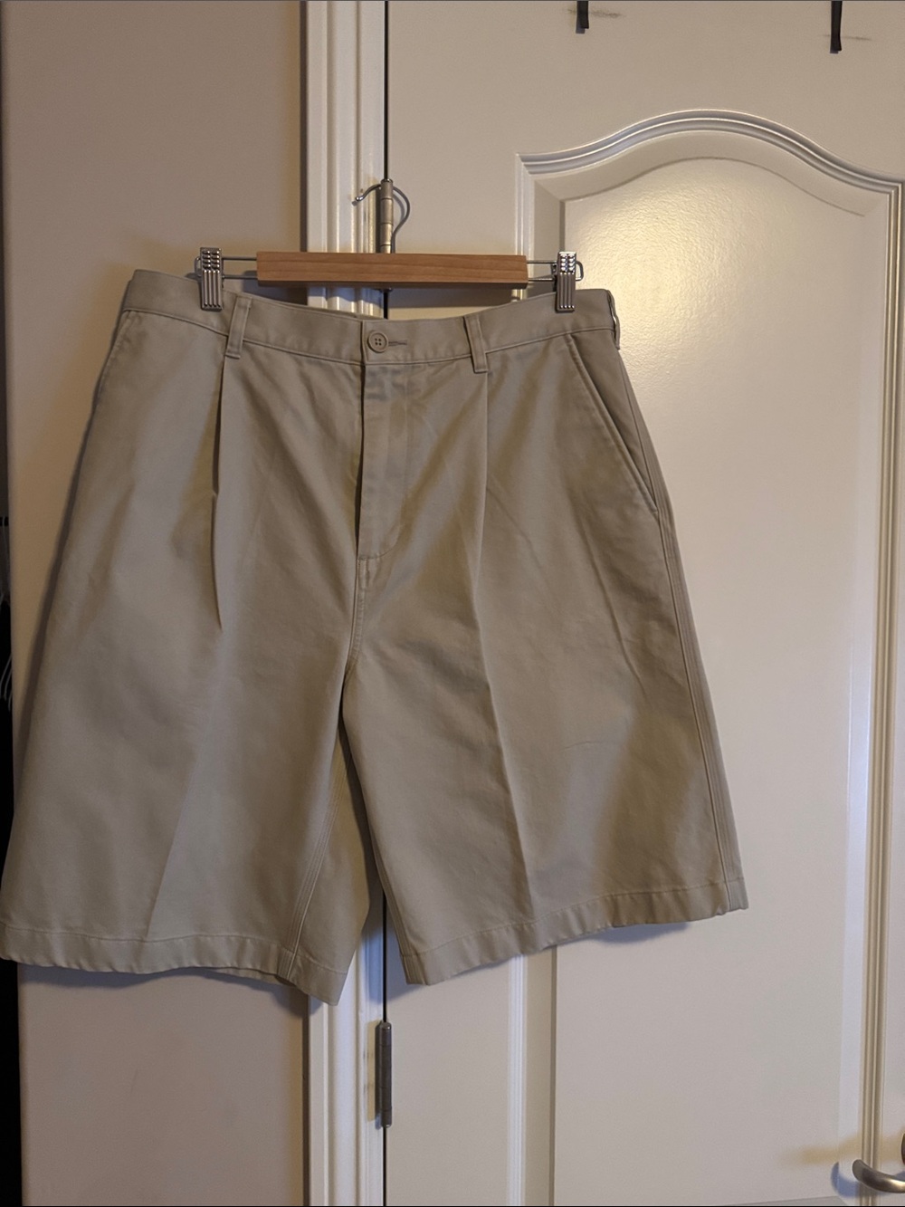 Reigning Champ Chino shorts